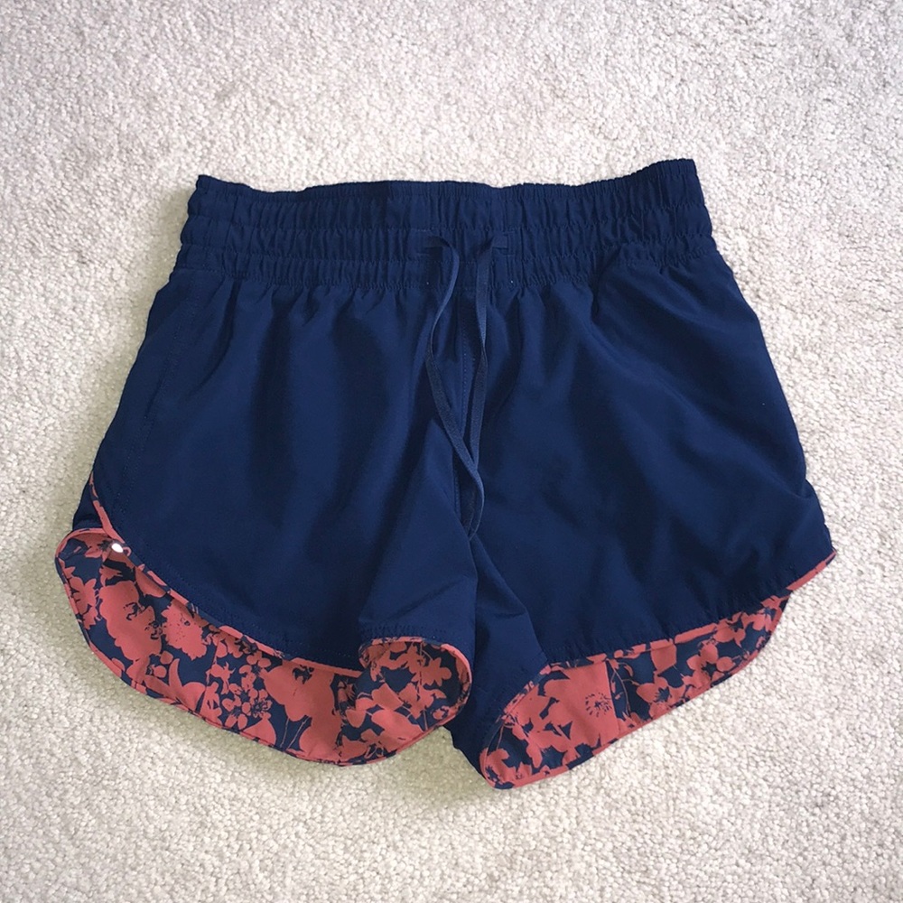 RARE LULULEMON RUNNING SHORTS